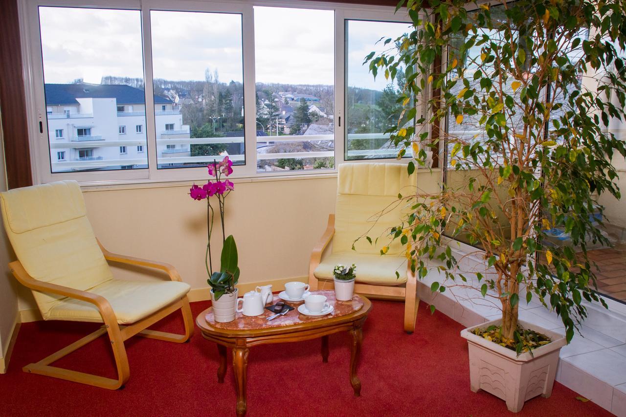 Logis Hotel Restaurant Le Commerce Guichen Ngoại thất bức ảnh